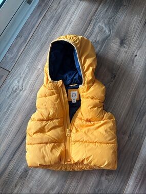 GAP Bright Yellow Hooded Puffer Vest with Navy Lining
